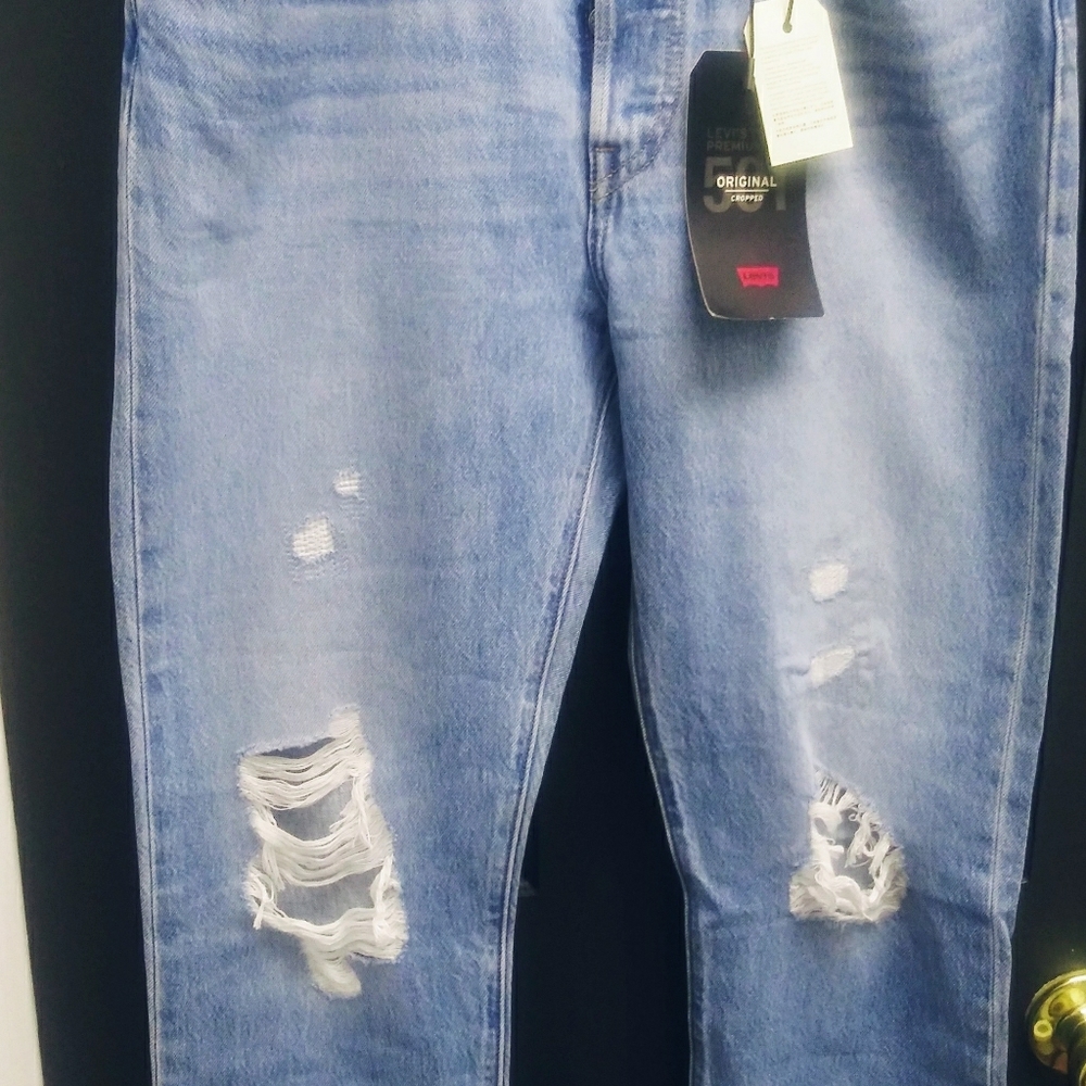 Levis 501 womans cropped